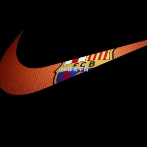 变阵显奇效，法国险胜晋级四强，裁判吹罚引爆争议风暴