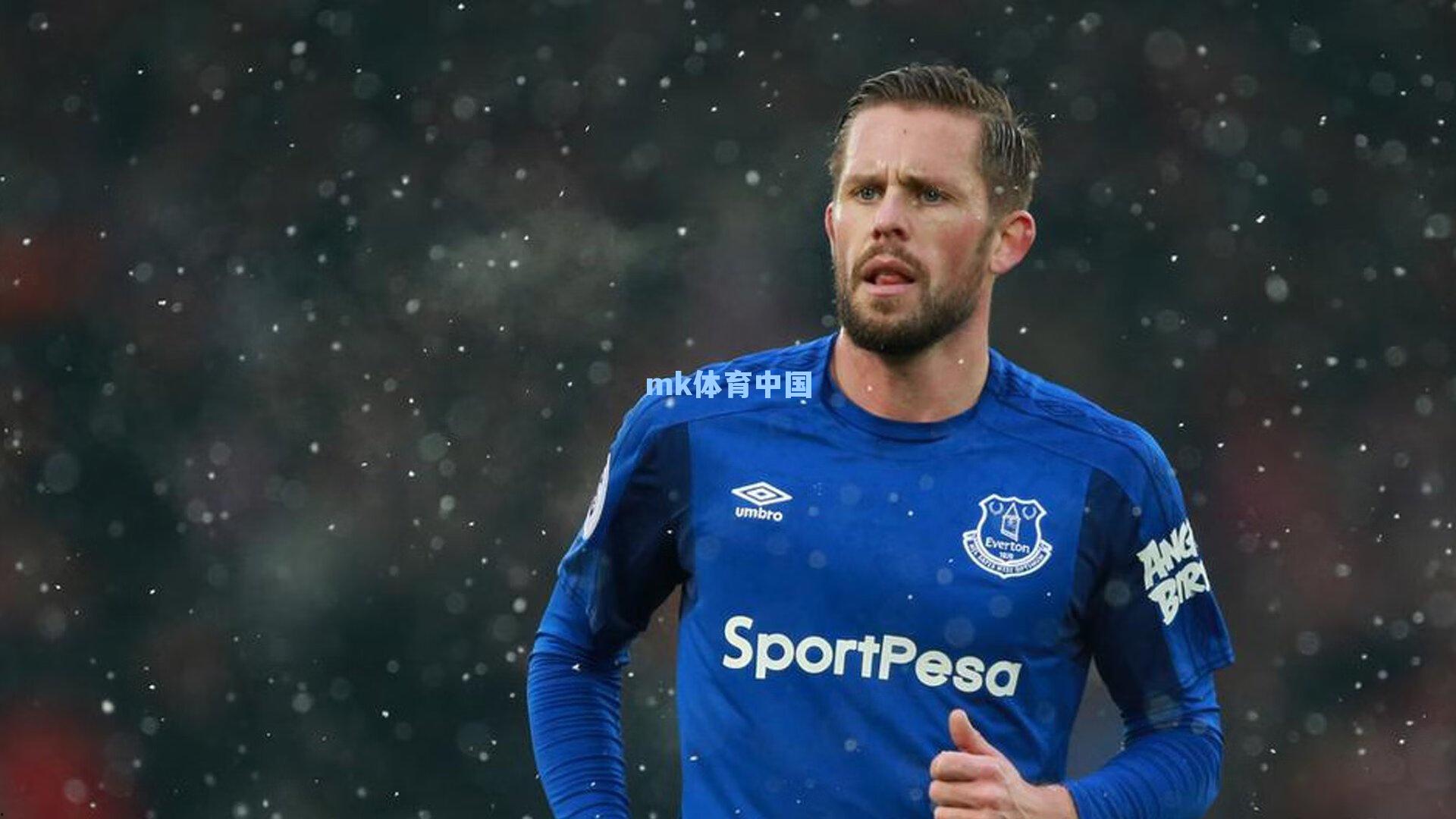 孟铎狂砍33分率队力克强敌,深圳男篮主场奏凯延续连胜势头